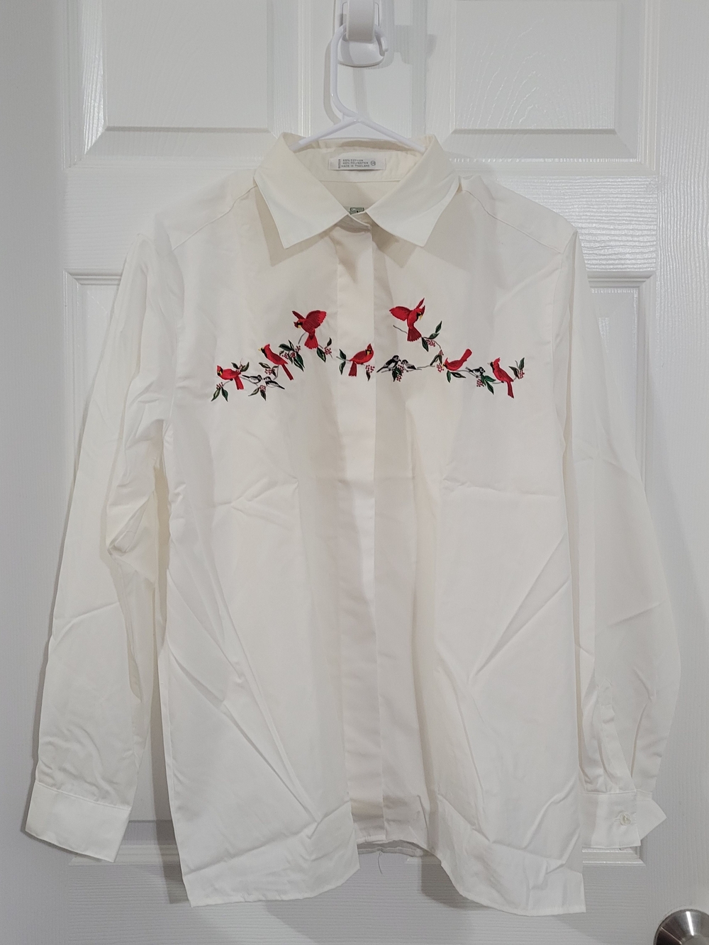 New With Tags Vintage Orvis White Button-Front Blouse with Red Bird Embroidery